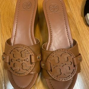 Tory Burch Camel Brown Wedge